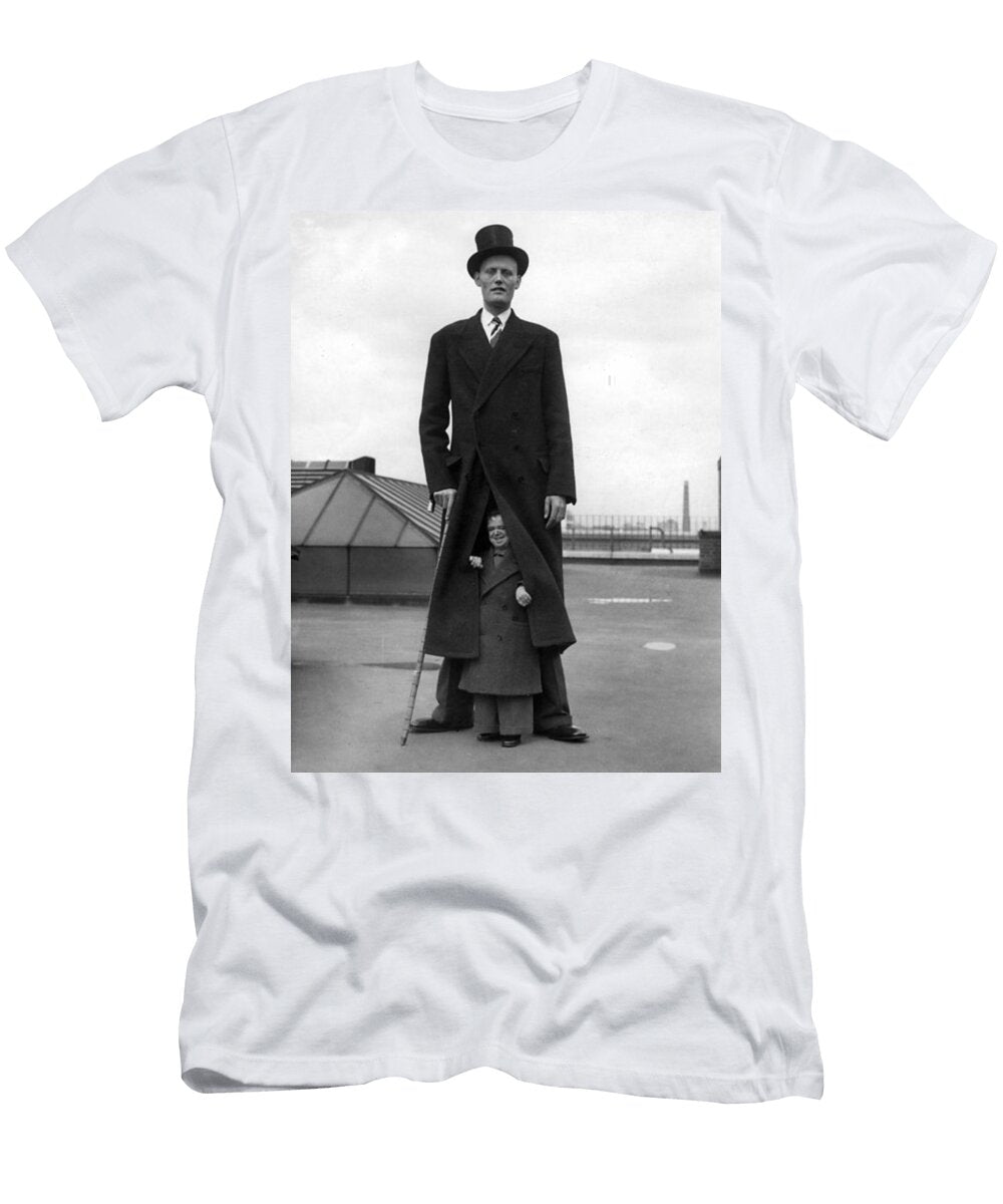 1 Gigantism and Dwarfism Kramer Science Source T-Shirt