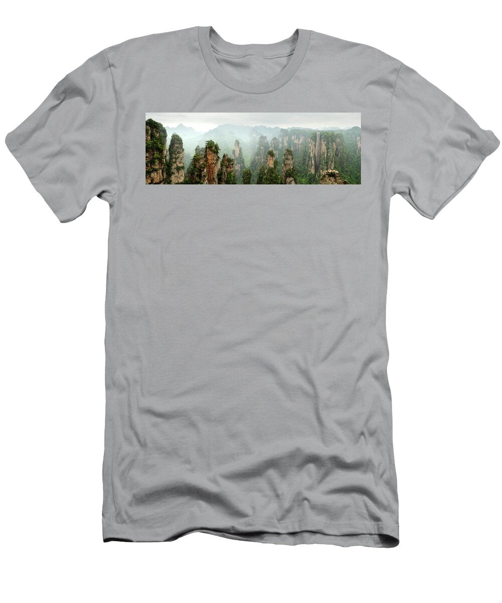 1 Tianzi Mountain Pillars Zhanjiajie Sonny Ryse T-Shirt