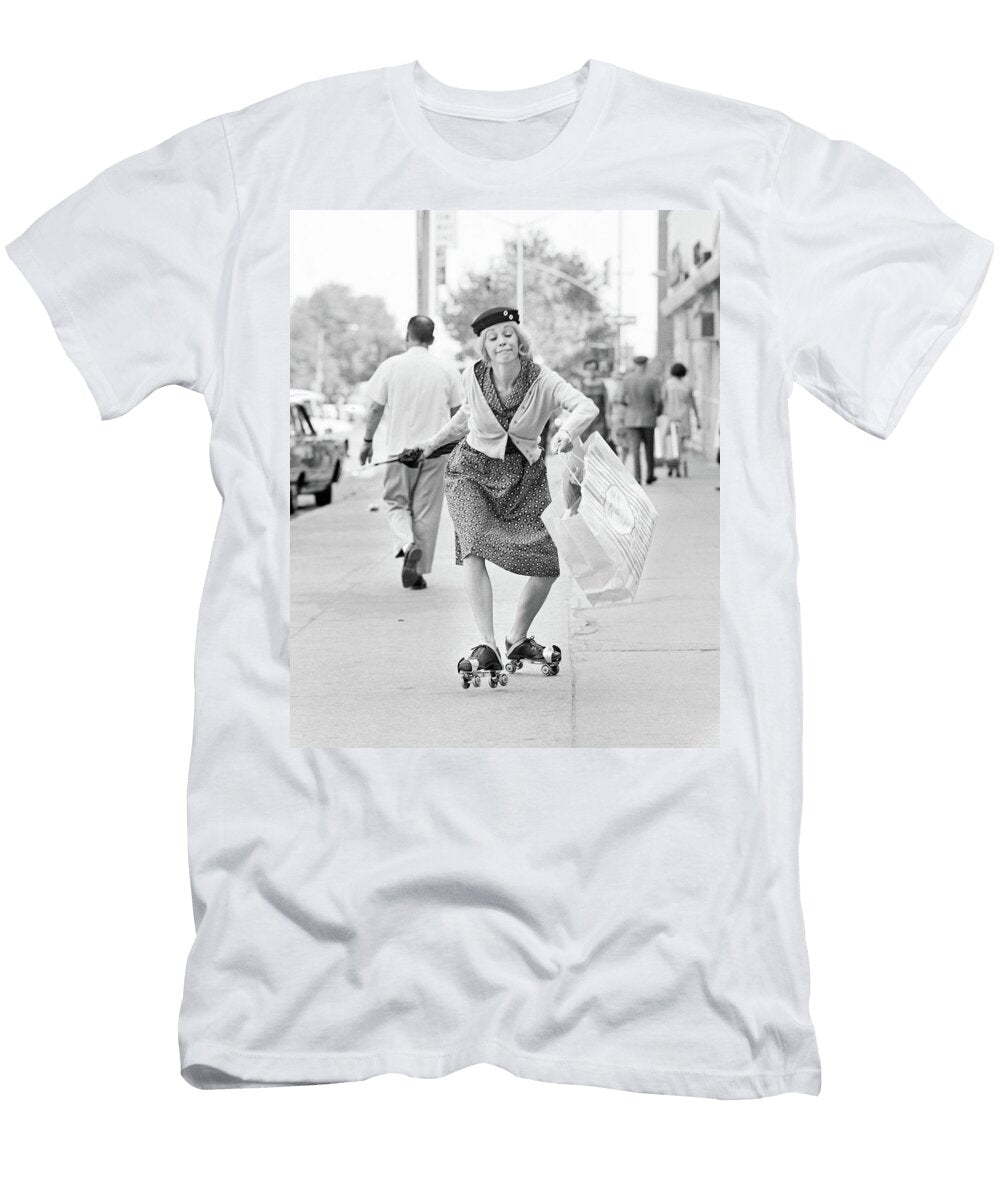 1960s 1970s Woman Character a Shopping Vintage Images T-Shirt