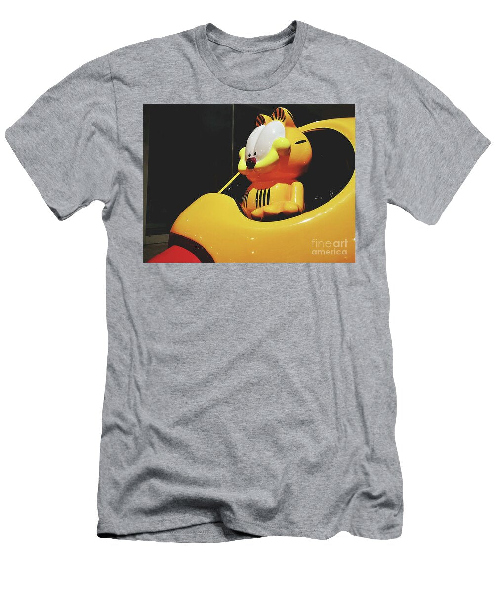 A Garfield the Cat Cartoon Character Statue Luca Lorenzelli T-Shirt