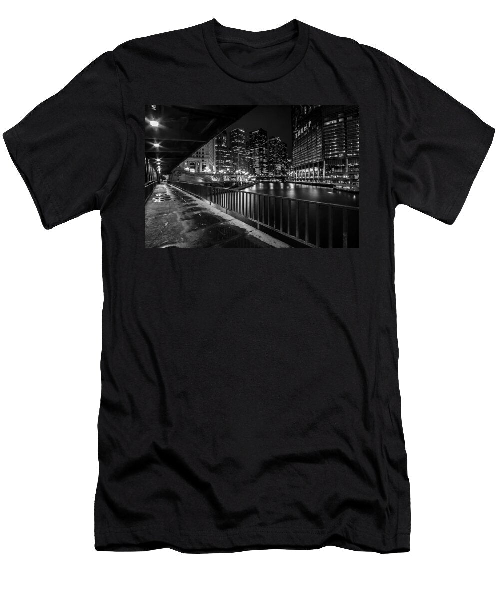 Chicago River View in Black and White Sven Brogren T-Shirt