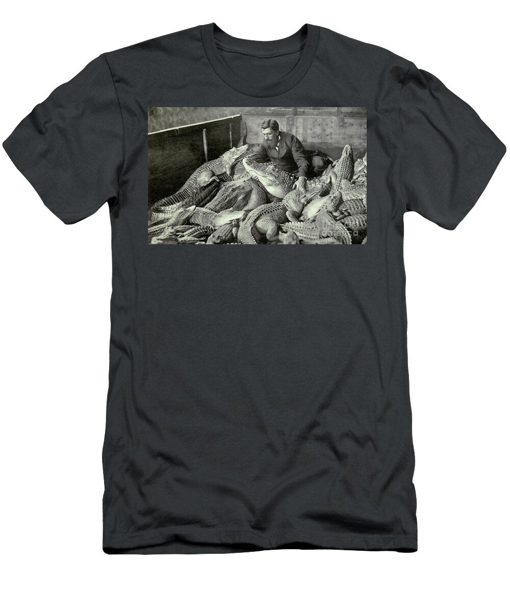 Crocodile Trainer Photo Fox T-Shirt