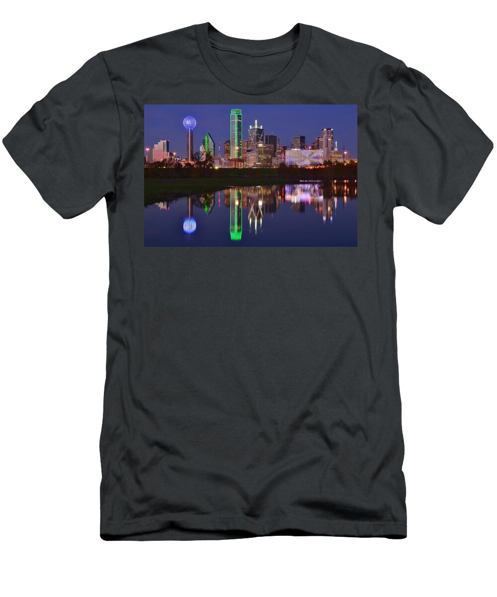 Dallas Reflects Frozen in Time Fine Art Photography T-Shirt