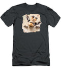 Giraffe Peeking Over Wall 01 Elisabeth Lucas T-Shirt