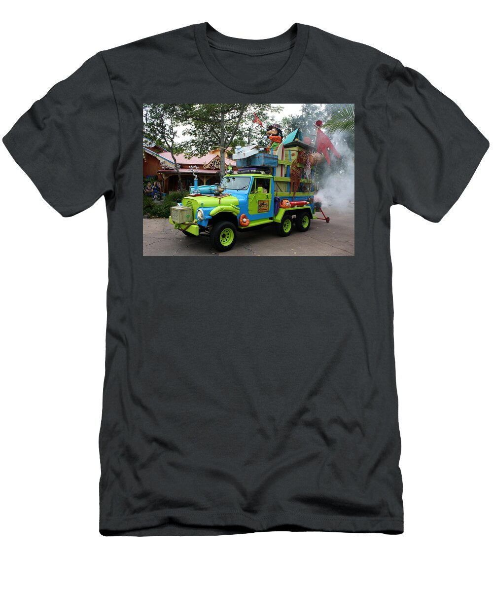 Goofy on Safari David Nicholls T-Shirt