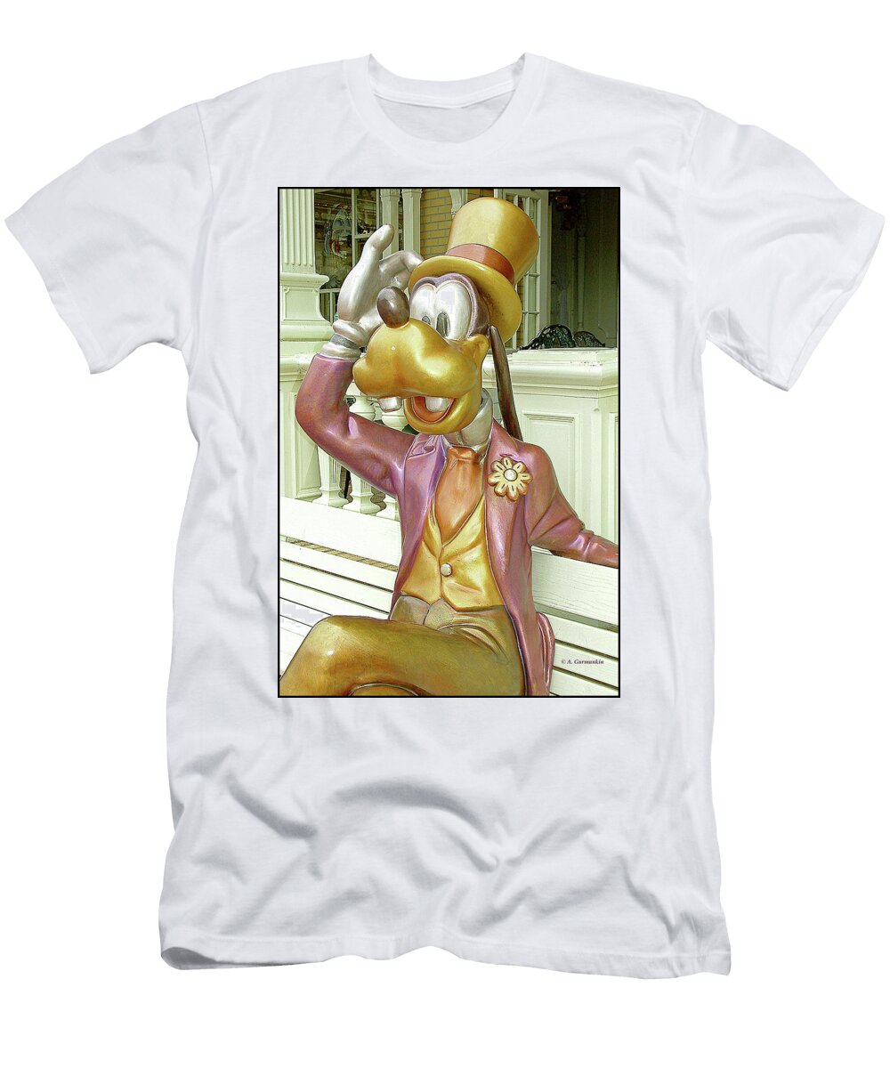 Goofy Sculpture Magic Kingdom Walt Disney World Florida a Macarthur Gurmankin T-Shirt