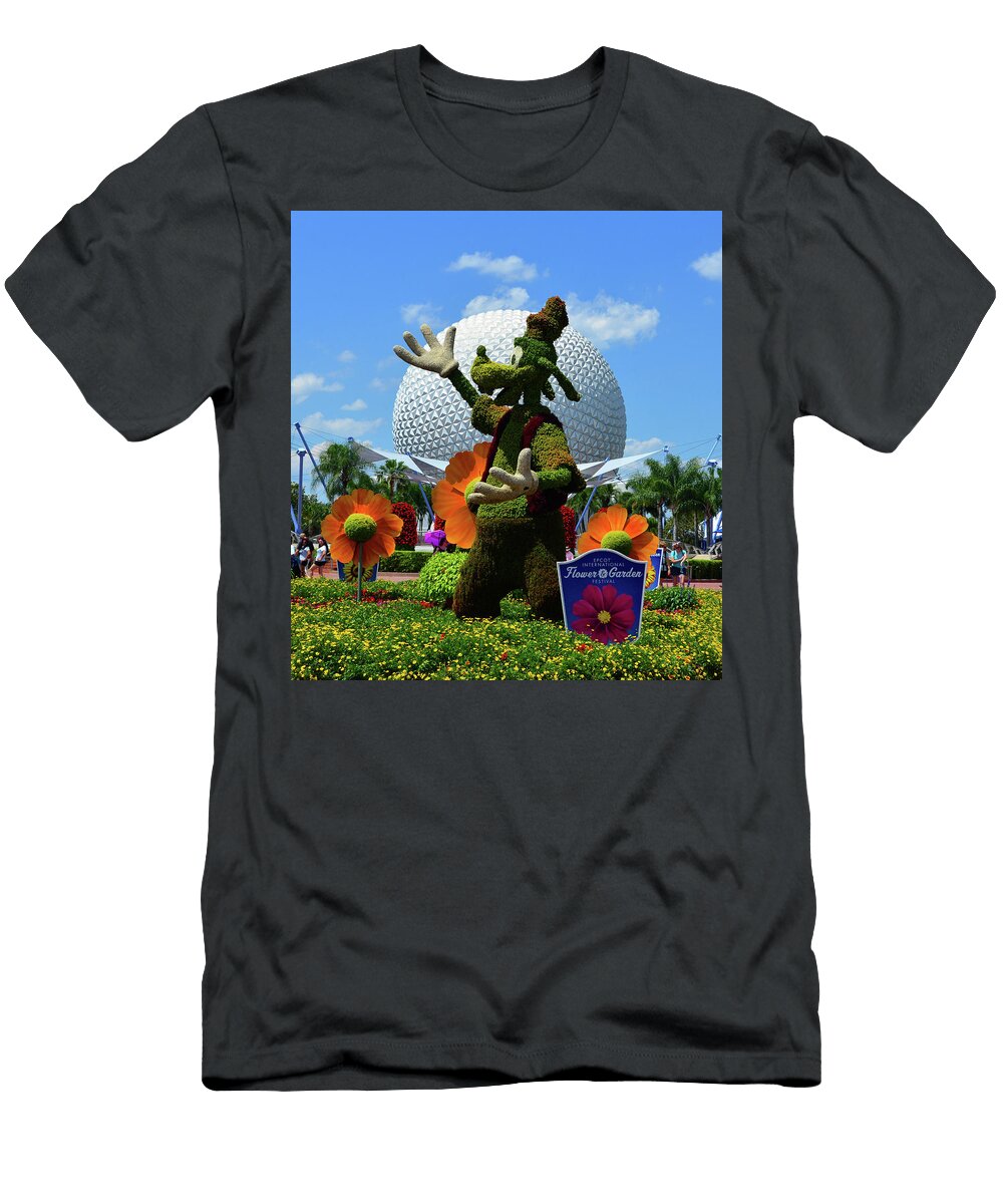 Goofy Topiary At Epcot David Lee Thompson T-Shirt