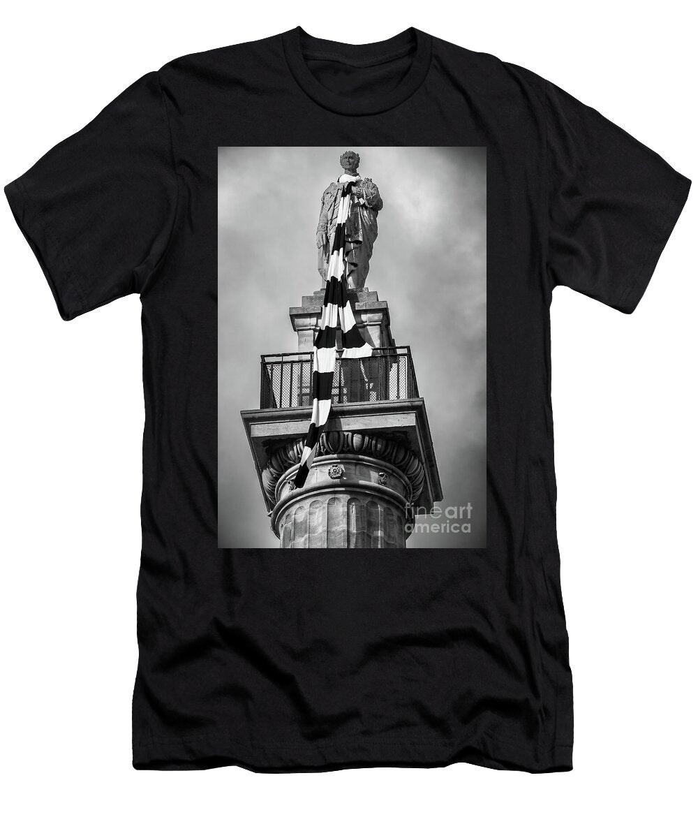 Greys Monument with Scarf Andrew Pounder T-Shirt