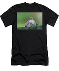 House Sparrow Female Feeding Fledgling Northumberland Ann Steve Toon Natureplcom T-Shirt