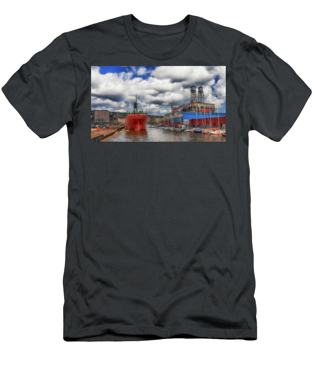 Irvin in the Minnesota Slip Susan Rissi Tregoning T-Shirt