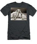Mexican Chihuahua Dog Under Blanket Animal Images T-Shirt