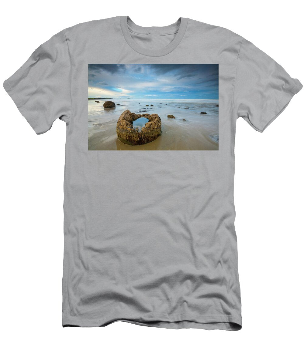 Moeraki Boulders on Beach New Zealand Douglas Pearson T-Shirt