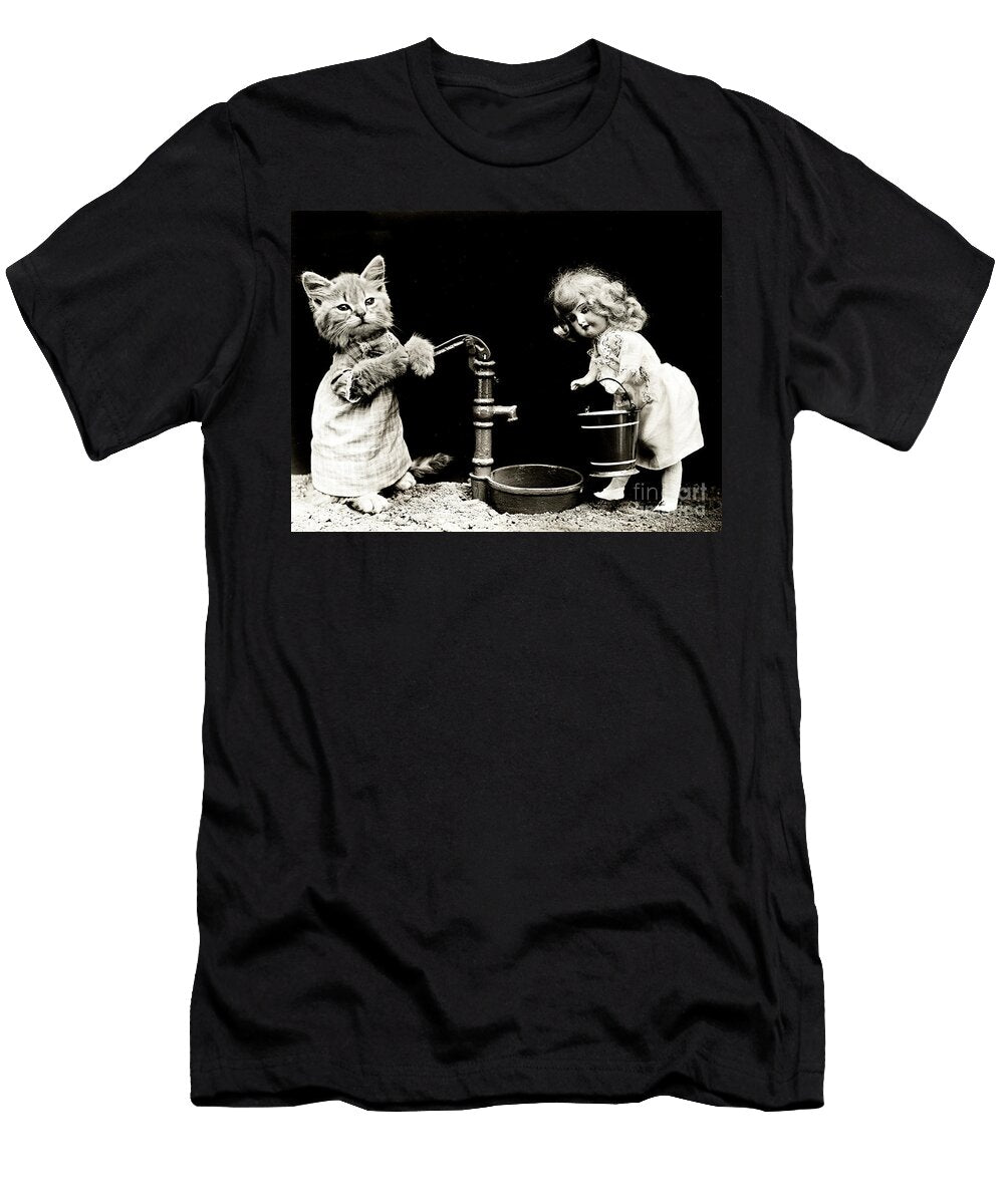 Pumping 1915 Science Source T-Shirt
