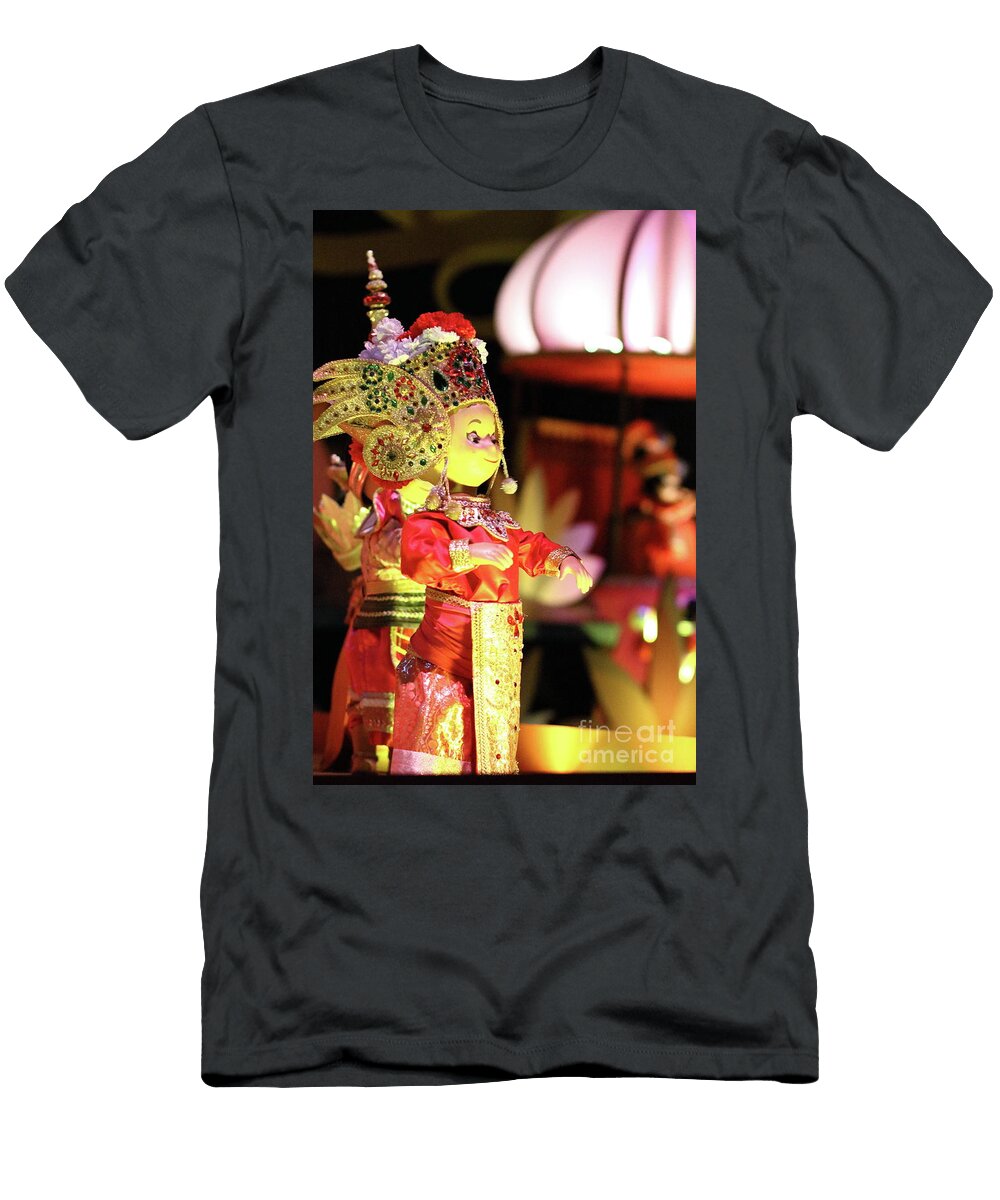 Small World India 4 Erick Schmidt T-Shirt