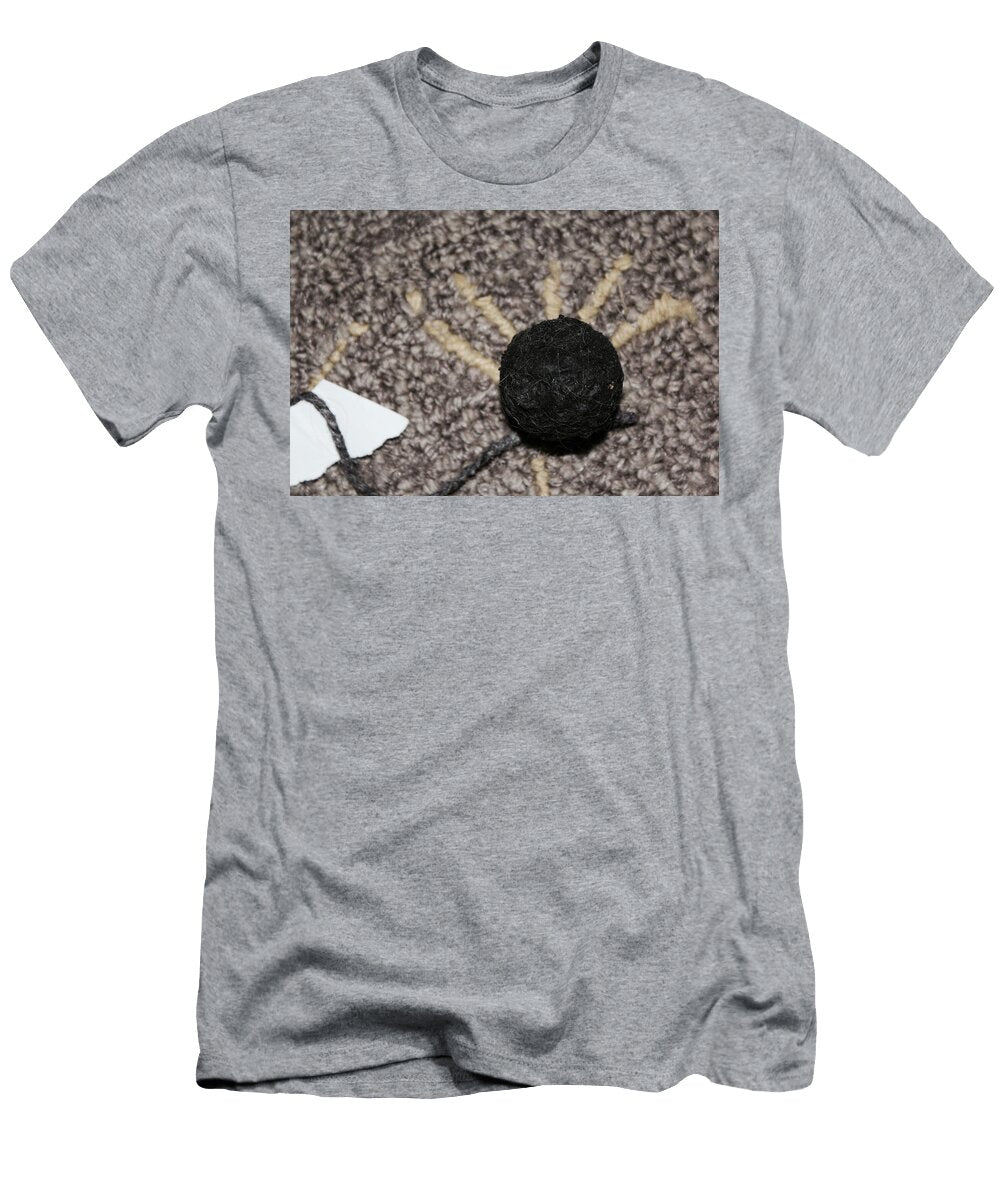 String Art 2 Chowder B T-Shirt