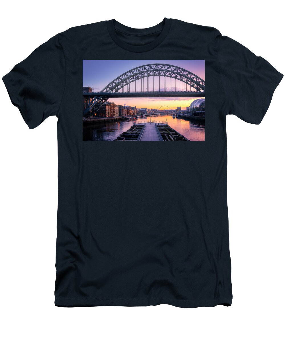 Sunrise Over River Tyne Tim Hill T-Shirt