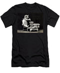 The Cook 1914 Science Source T-Shirt