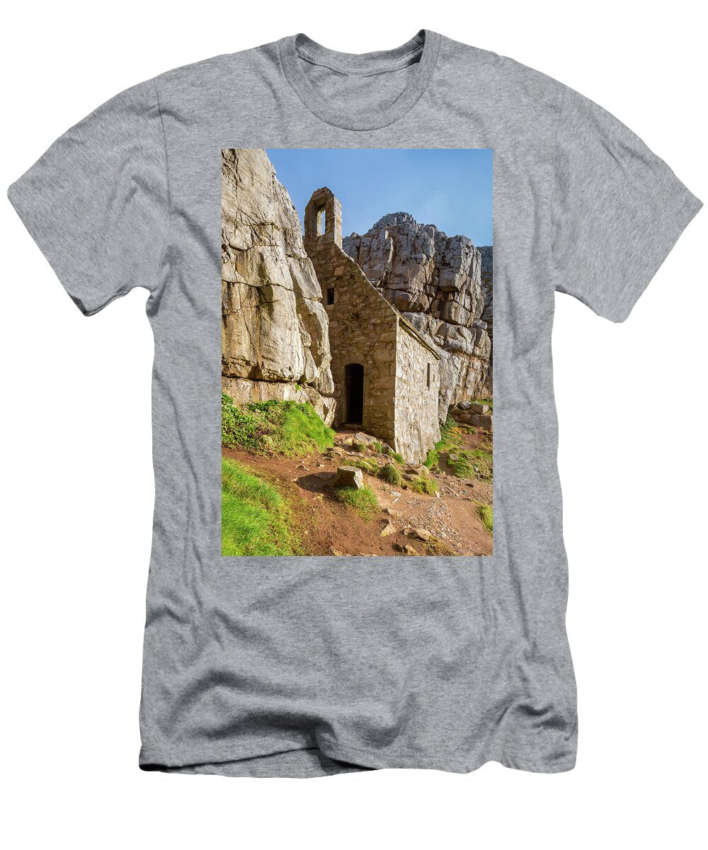 UK Wales Saint Govans Chapel Ben Pipe T-Shirt