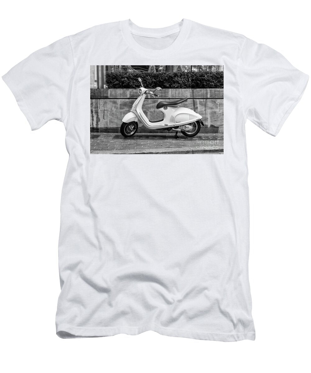 Vespa 946 Roger Lighterness T-Shirt