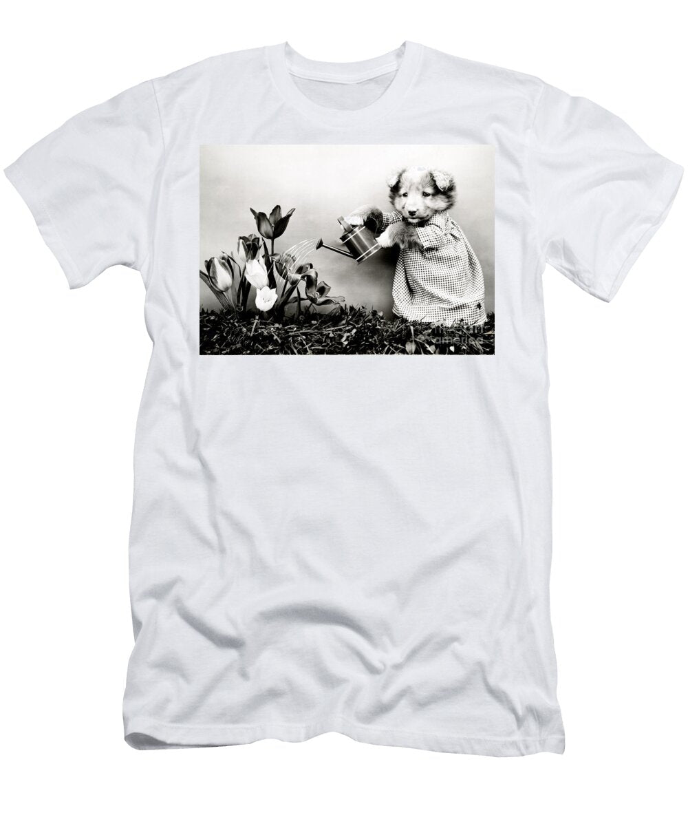 Watering the Flowers 1914 Science Source T-Shirt