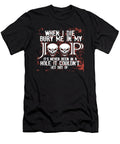 When I Die Bury Me in My Jeep Tinh Tran Le Thanh T-Shirt